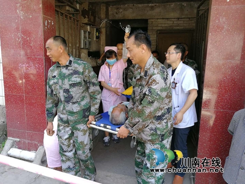 纳溪区上马镇组织开展食品安全事故应急演练(图2)