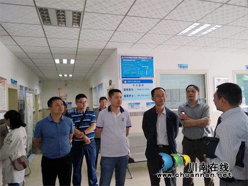市卫计委副主任韦光焰调研纳溪区国家卫生乡镇创建工作(图1) 市卫计委副主任韦光焰调研纳溪区国家卫生乡镇创建工作(图1)