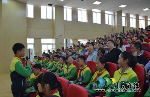 牵手600公里&nbsp;泸州凉山共建“萤火虫”携手普法(图4)