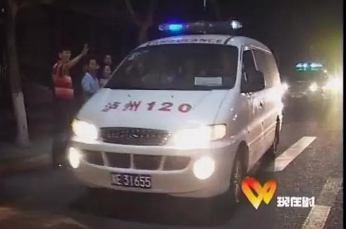 报恩塔下连线汶川&nbsp;泸州人十年前的集体回忆(图9)