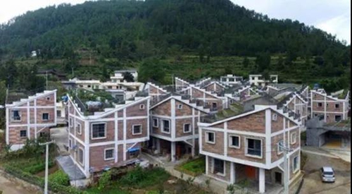 报恩塔下连线汶川&nbsp;泸州人十年前的集体回忆(图29)