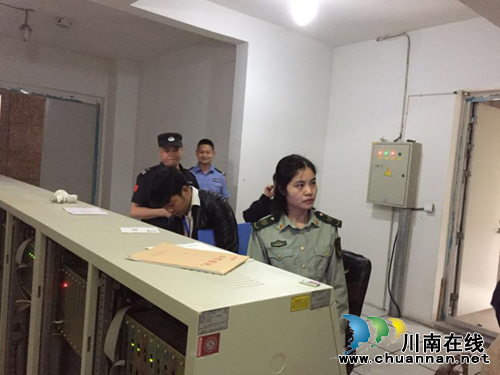 泸州市张坝街道对江南新区物业进行消防安全大检查(图1)
