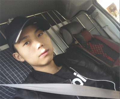 宜宾珙县19岁小伙“为逼母亲回家”喝下百草枯(图1)