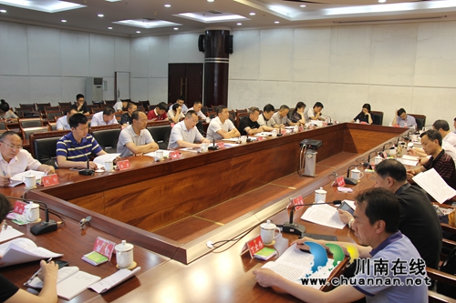 市政协副主席刘杰“点赞”泸州医药产业园(图3)
