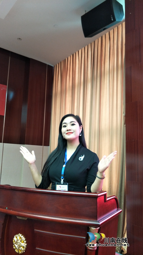 来自古蔺的“魔豆妈妈”要进军全国了!(图1) 来自古蔺的“魔豆妈妈”要进军全国了!(图1)