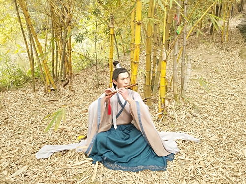 着汉衣点汉妆&nbsp;古风民俗勿相忘