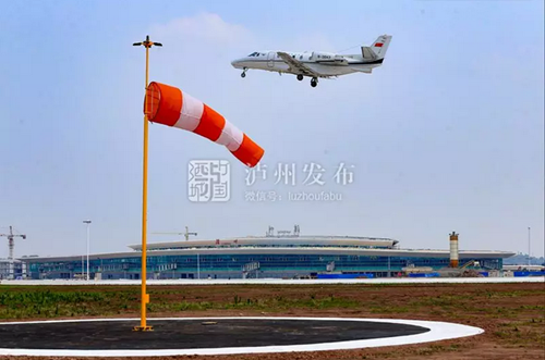 云龙机场校飞前期效果如何？机长这样说...(图3)