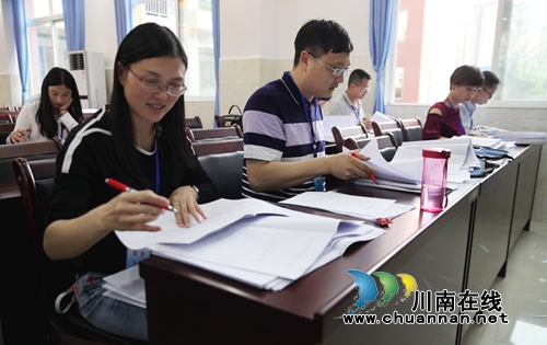 泸州龙马潭：机关干部变考生&nbsp;理论学习促提升(图5)