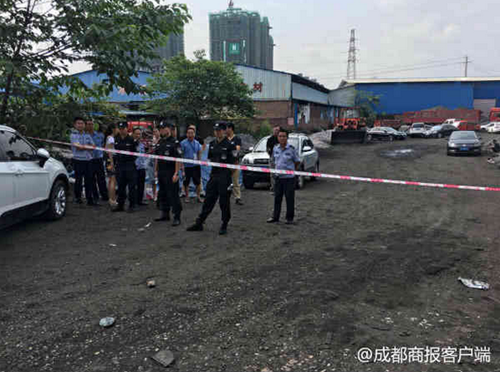 突发!宜宾一废旧回收公司发生爆炸一人死亡(图2) 突发!宜宾一废旧回收公司发生爆炸一人死亡(图2)