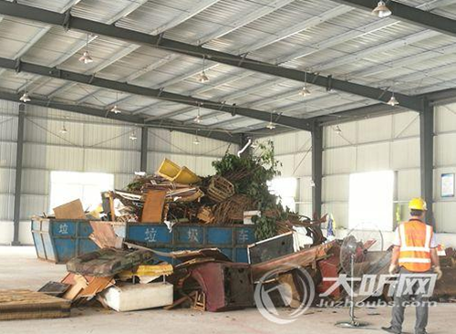 泸州:资源循环利用 看大件垃圾如何变废为宝(图2) 泸州:资源循环利用 看大件垃圾如何变废为宝(图2)