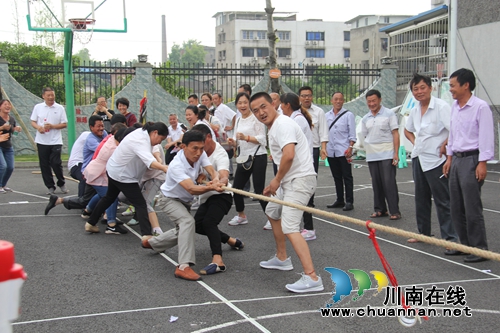 泸县云龙镇举行首届农民运动会