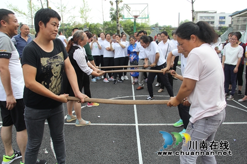 泸县云龙镇举行首届农民运动会(图4)