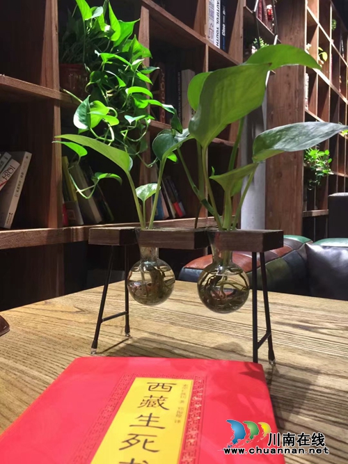姚洪伟:文学评论 陈宗华诗歌创作论(图4) 姚洪伟:文学评论 陈宗华诗歌创作论(图4)