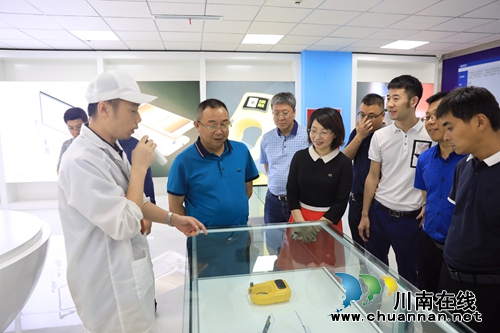 遂宁经开区考察组到泸州国家高新区考察(图1) 遂宁经开区考察组到泸州国家高新区考察(图1)