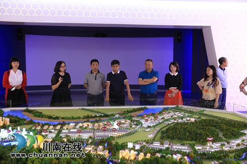遂宁经开区考察组到泸州国家高新区考察