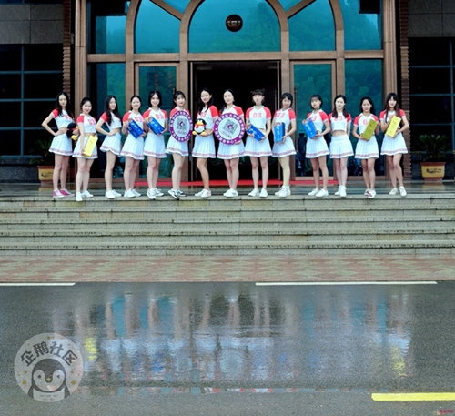 世界杯前夕&nbsp;赤水天鹅堡迎来足球宝贝争艳季！(图1)