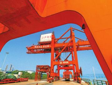 泸州：建设现代化区域中心&nbsp;建成全国美丽城市(图4)