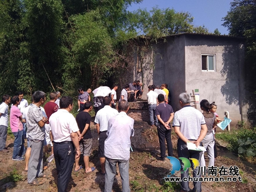江阳区华阳街道召开沼气安全培训现场会