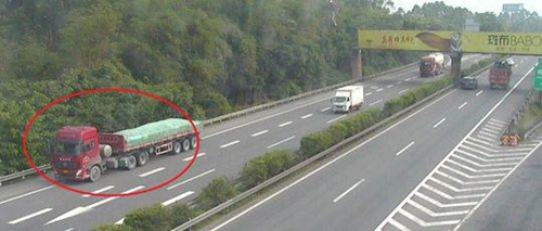 四川8条高速增添“黑科技” 严查交通违法(图2) 四川8条高速增添“黑科技” 严查交通违法(图2)