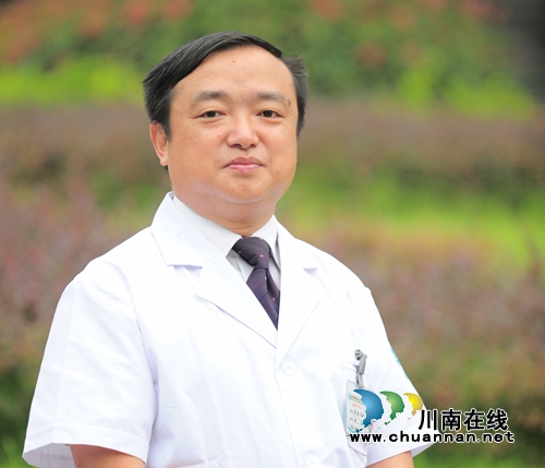 西南医大中医院这位专家　一天看260个患者！(图1)