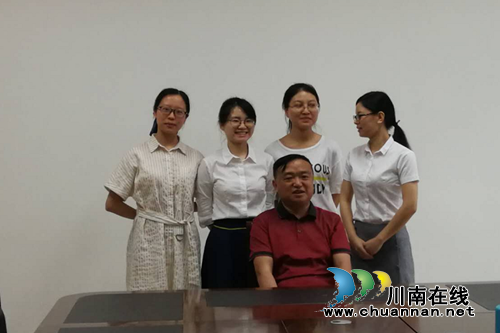 西南医大中医院这位专家　一天看260个患者！(图18)