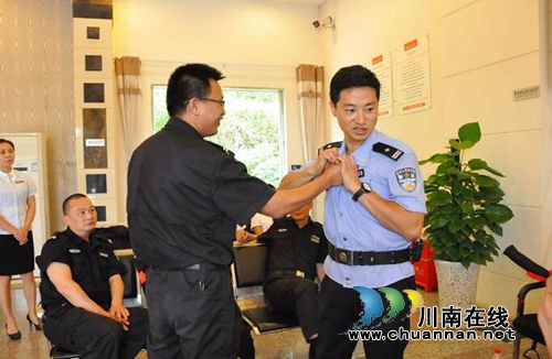 查隐患学防身 市殡仪馆安全生产月活动接地气(图11) 查隐患学防身 市殡仪馆安全生产月活动接地气(图11)