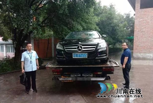 江阳法院普法志愿者与学子共赴诚信·守诺之约(图11) 江阳法院普法志愿者与学子共赴诚信·守诺之约(图11)