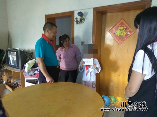 江阳区华阳街道开展“浓情粽香&nbsp;情系华宜”系列慰问活动(图4)