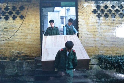 半亩陋室存过往&nbsp;万册籍档书华章(图2)