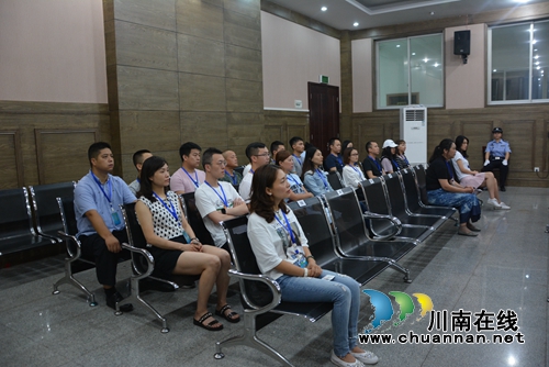 一年内&nbsp;泸州两级法院审结毒品案件293件341人(图2)