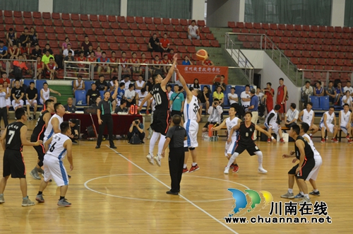 泸州市总工会举办首届“劳动者杯”职工篮球赛(图15)