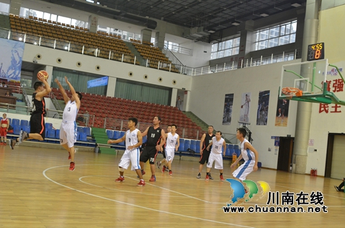 泸州市总工会举办首届“劳动者杯”职工篮球赛(图16)