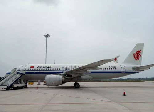 空客A320“大驾光临”&nbsp;泸州云龙机场试飞了！(图5)