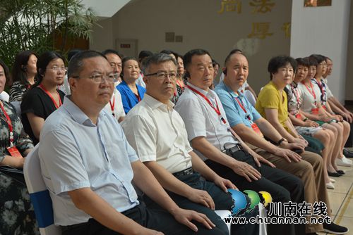 最高法邀请部分全国人大代表走进泸州法院(图20)