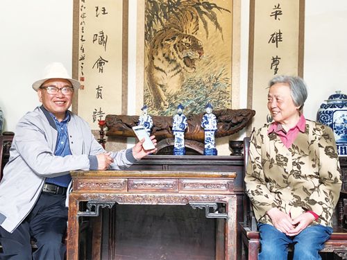 魏嘉瓒:醉心吟诵 非遗传承(图2) 魏嘉瓒:醉心吟诵 非遗传承(图2)