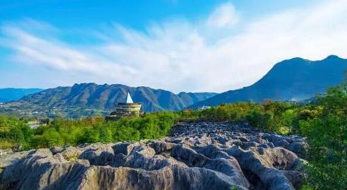 兴文两大景区对泸州宜宾乐山部分人群免票啦(图1) 兴文两大景区对泸州宜宾乐山部分人群免票啦(图1)