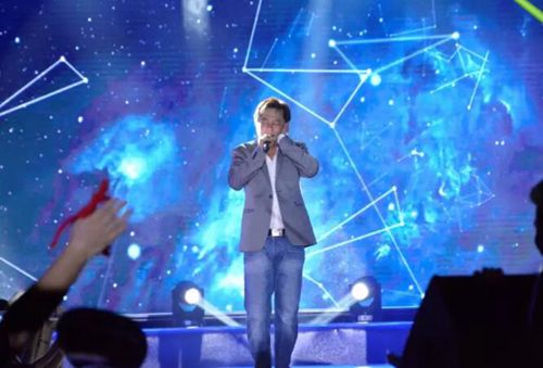 “自贸之星·玖玺灿耀”晚会&nbsp;刷爆泸州朋友圈(图11)