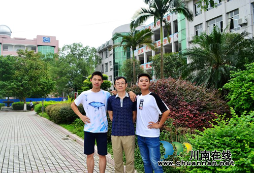 特大喜讯：叙永一中2名同学考上空军飞行员！(图1)