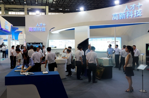 中国泸州人才发展大会揽才2054人&nbsp;有博士51名(图4)