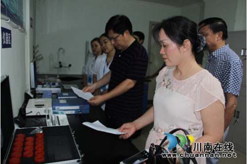 省食药监局到合江县调研食品安全快检工作(图1)