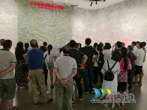 泸县市场质量监管局:追寻红军足迹 习水土城专题学习(图3) 泸县市场质量监管局:追寻红军足迹 习水土城专题学习(图3)