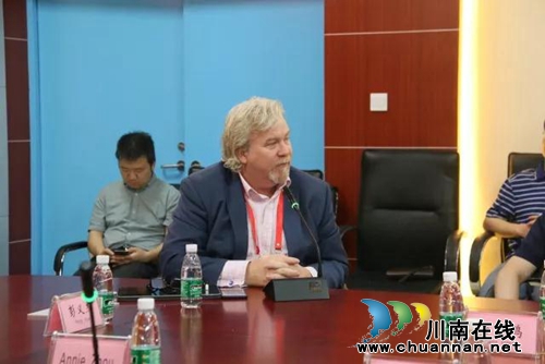 高端引智&nbsp;国外专家到泸州市人民医院参观考察(图6)