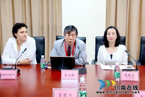 高端引智&nbsp;国外专家到泸州市人民医院参观考察(图5)