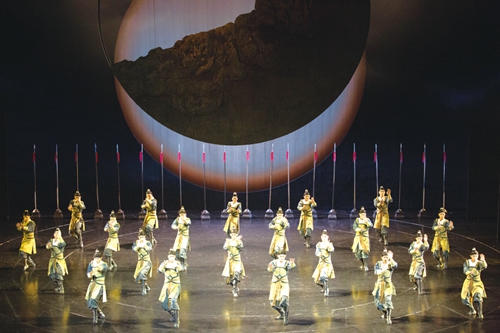 木兰造型百年演变&nbsp;市民翘首领略巾帼情(图1)