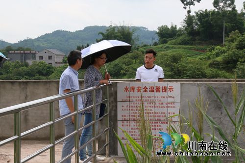 泸州市防汛减灾和地灾防治督导组到泸县潮河镇开展督导工作(图4)