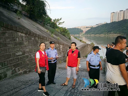 龙马潭区红星街道：积极应对洪峰过境&nbsp;确保群众生命财产安全(图1)