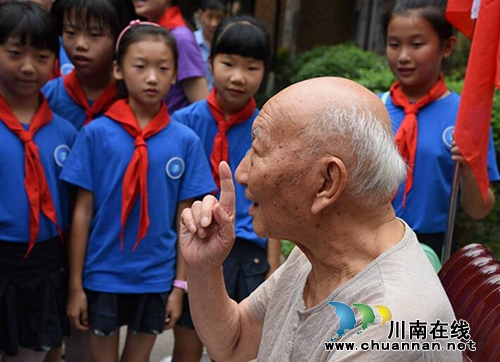 龙马潭区教育系统组织少先队员参加暑假活动(图2) 龙马潭区教育系统组织少先队员参加暑假活动(图2)