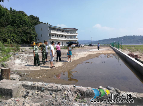 龙马潭区特兴街道组织开展汛期安全生产联合检查(图2) 龙马潭区特兴街道组织开展汛期安全生产联合检查(图2)