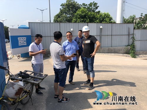 江阳区张坝街道加强开展汛期安全检查(图1)