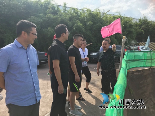 江阳区委常委、政法委书记杨雷到张坝街道调研督导工作(图1)